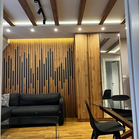 Sumska Staza Lägenhet