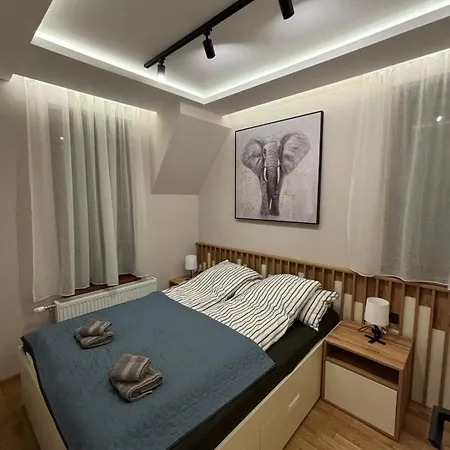 Sumska Staza Lägenhet